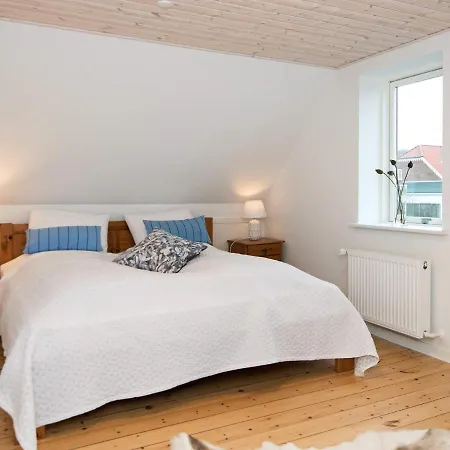 Dom wakacyjny 4 Person Holiday In V